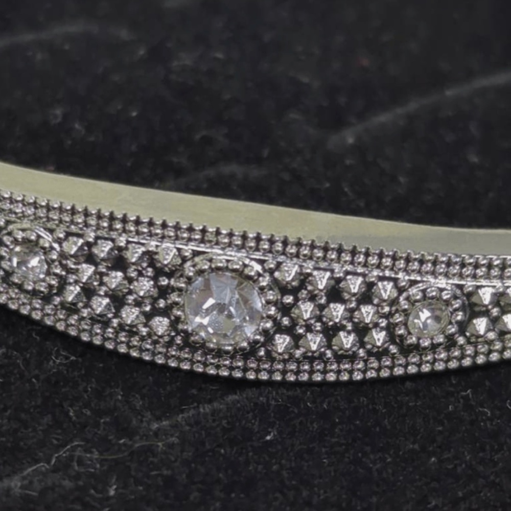 Vintage Silver Tone Rhinestone Bracelet